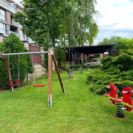 Family Paradise * Sf. Constantin și Elena