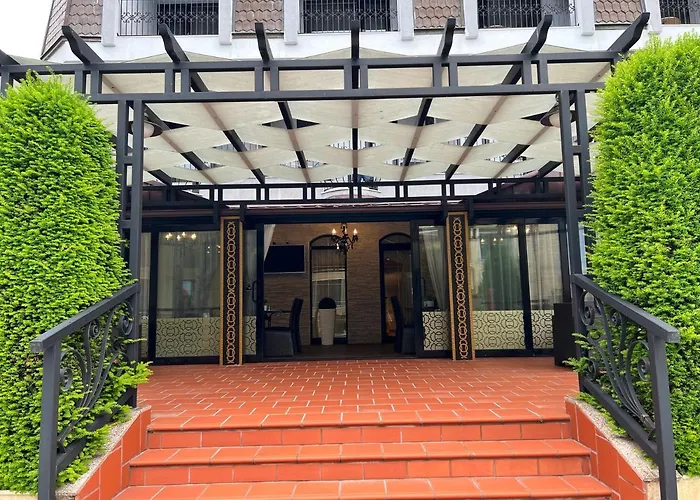 Family Paradise Hotel St Constantin et Helena