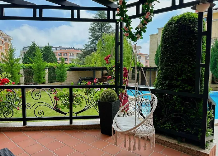 Family Paradise セインツ・コンスタンティン＆ヘレナ