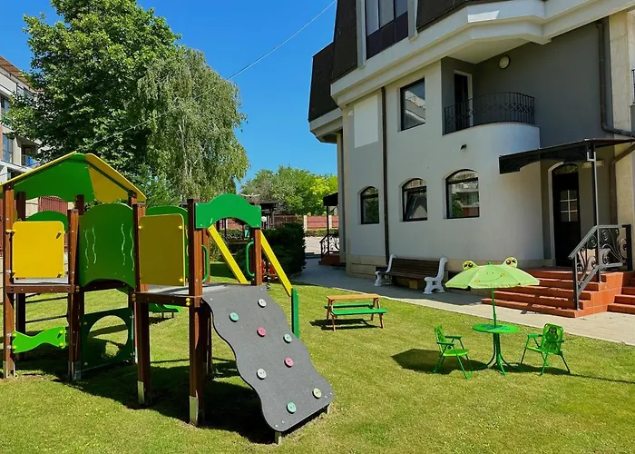 Family Paradise St Constantin et Helena